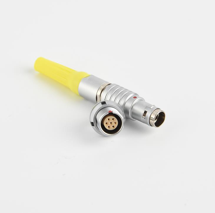 如何正確安裝和使用信號防水連接器？